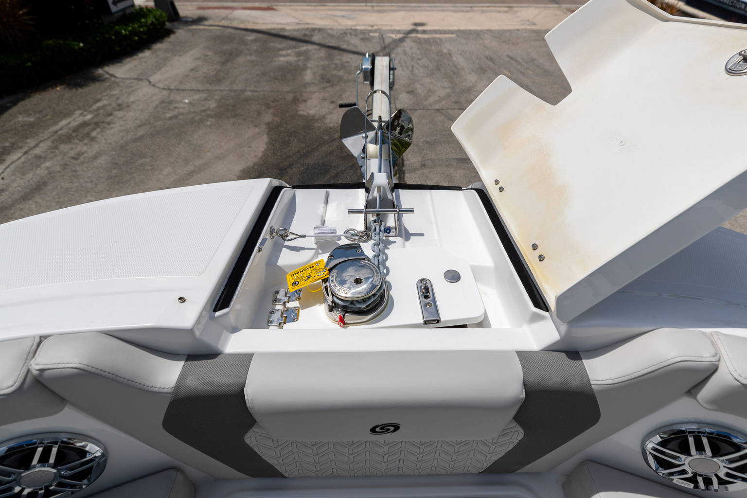 New 2024 Hurricane SunDeck 2600 OB #2855 image 44