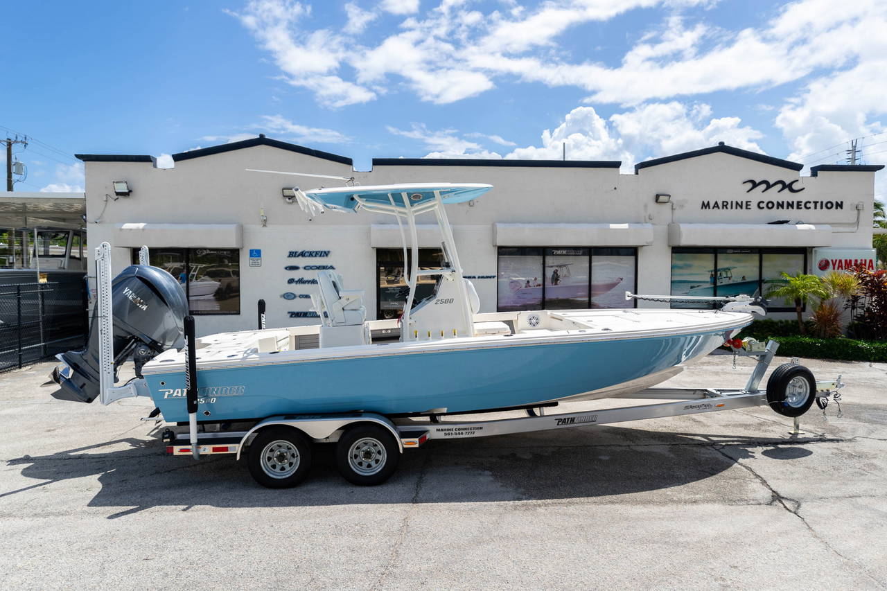 Main image of Pathfinder 2500 Hybrid in Fort Lauderdale, FL