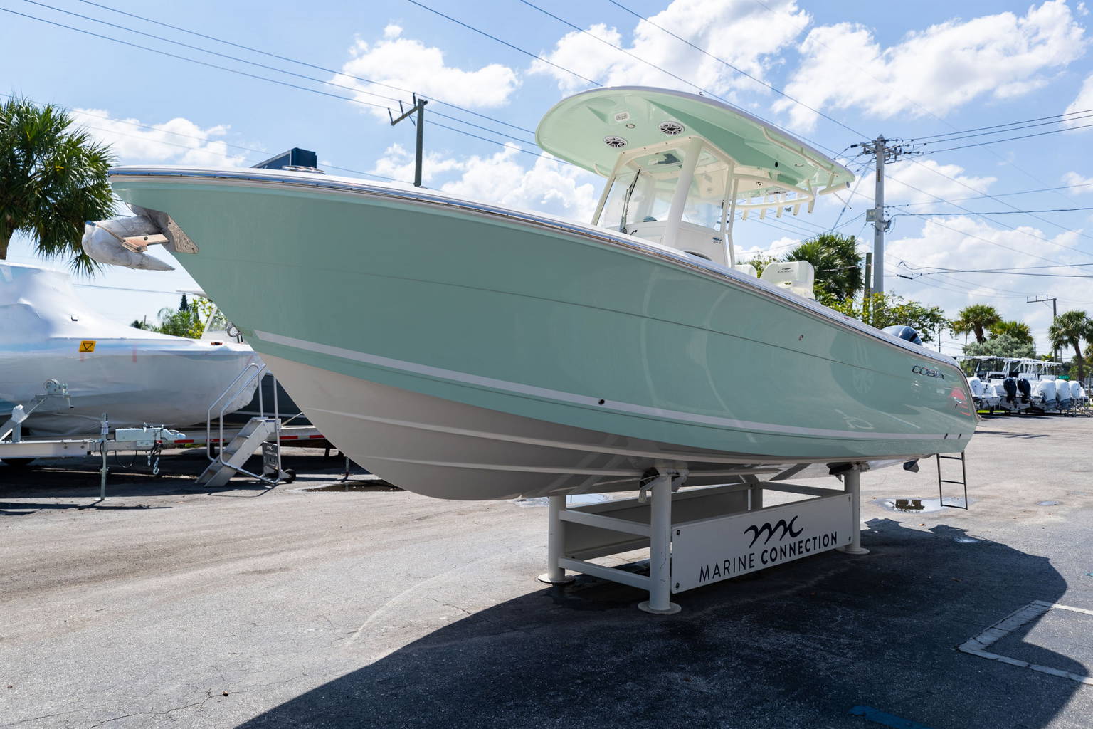 New 2023 Cobia 262 CC #C079 image 4