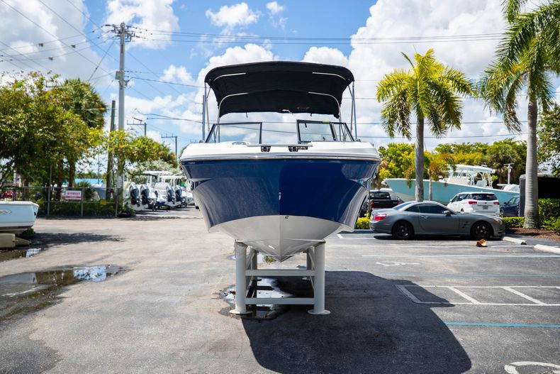 New 2022 Hurricane SunDeck OB SD 235 OB #7864 image 4