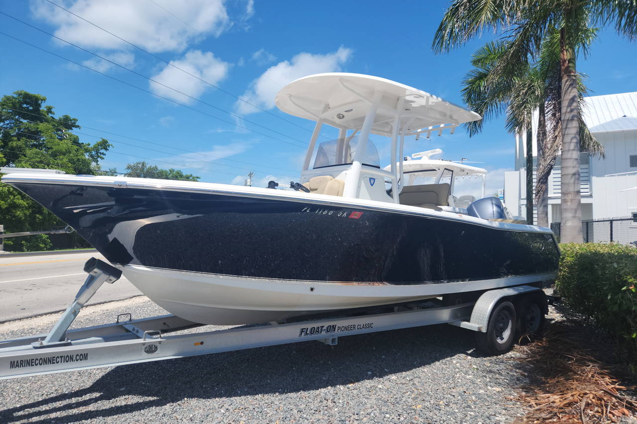 Main image of Sea Hunt Ultra 235 SE in Florida Keys, FL