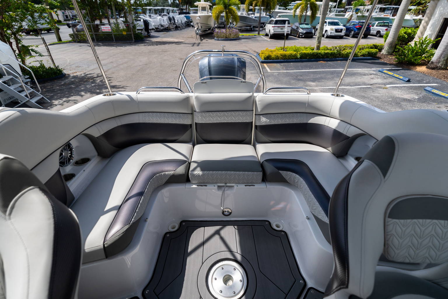 New 2023 Hurricane SunDeck 2486 OB #0282 image 12