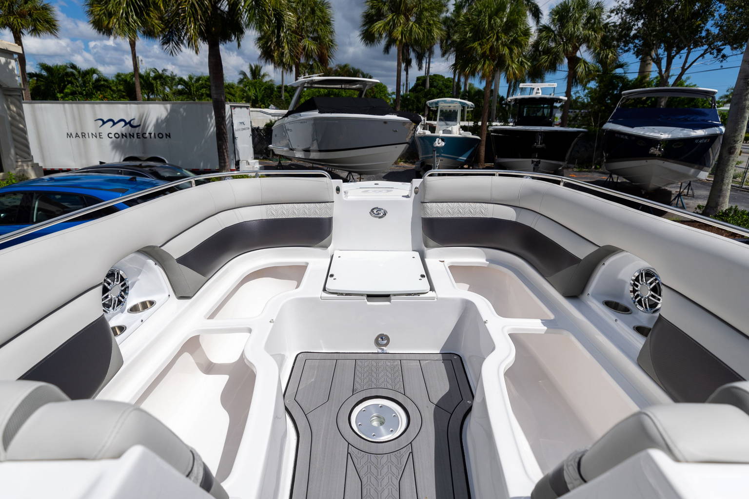 New 2023 Hurricane SunDeck 2486 OB #0282 image 35