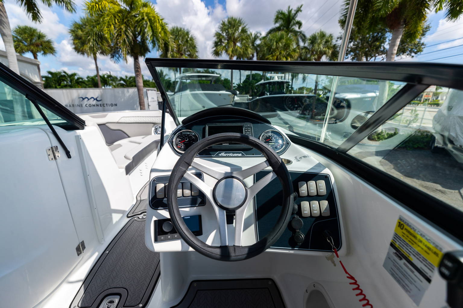 New 2023 Hurricane SunDeck 2200 OB #2028 image 16
