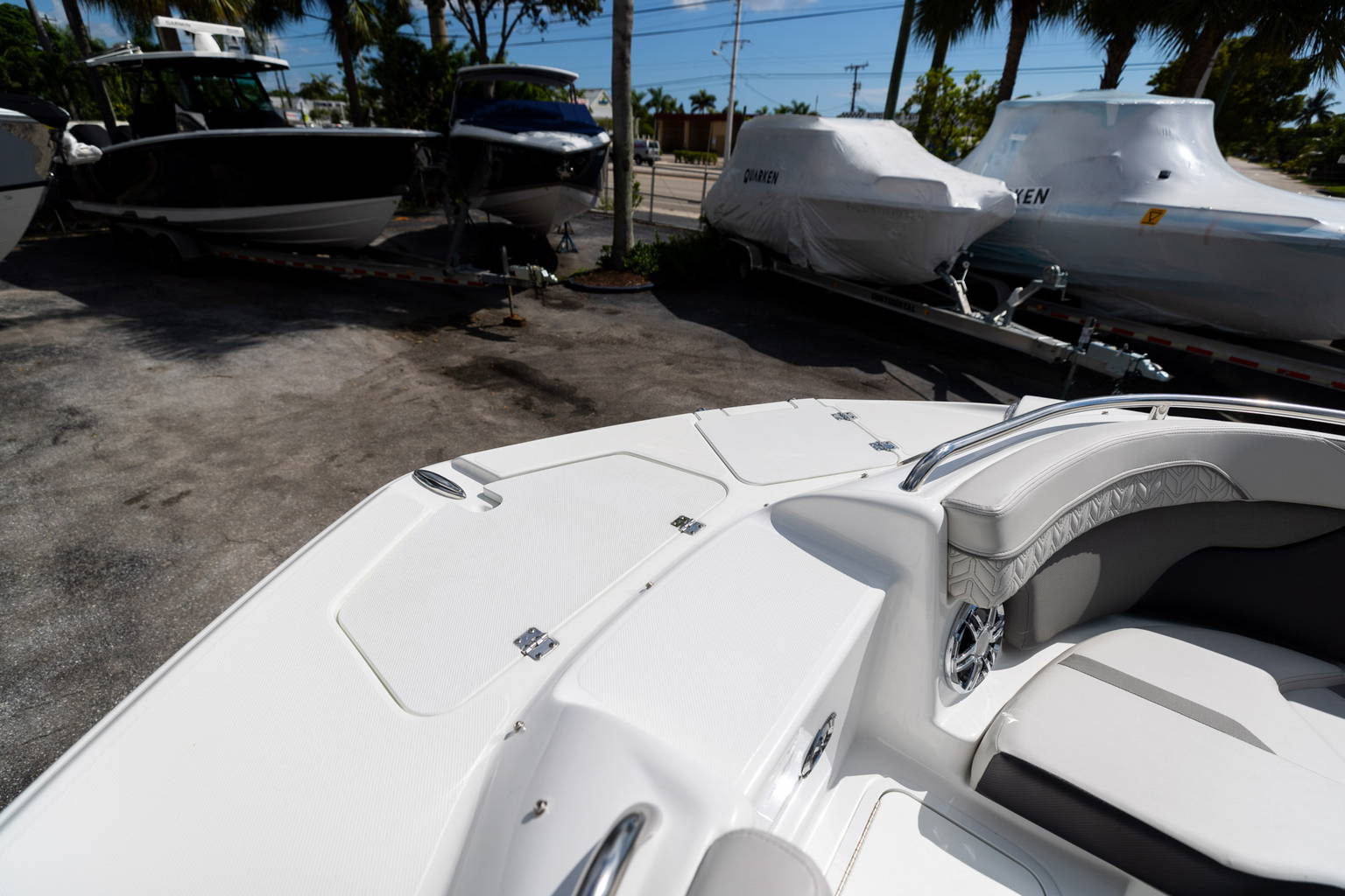 New 2023 Hurricane SunDeck 2200 OB #2028 image 35