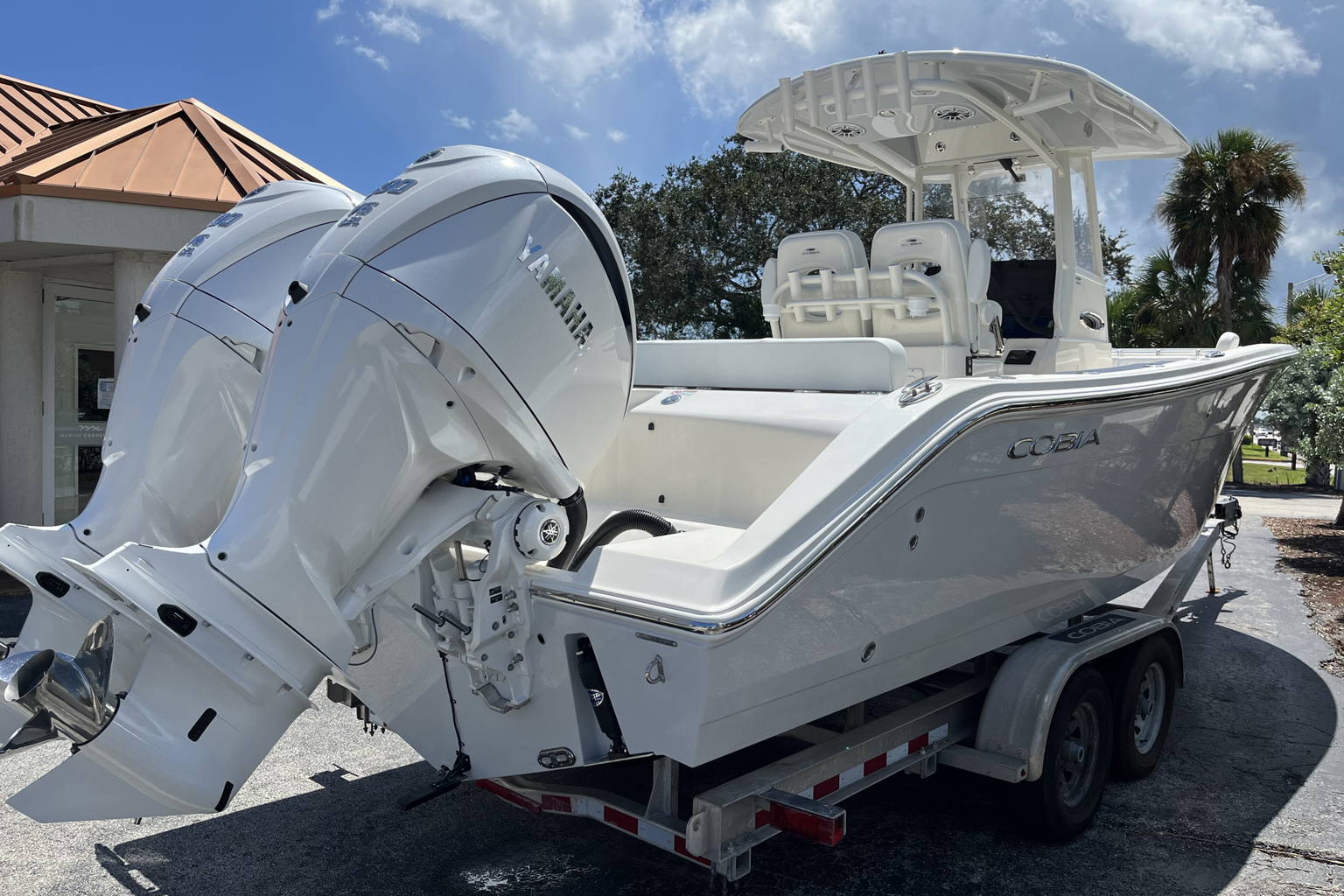New 2024 Cobia 280 CC #D017 image 6