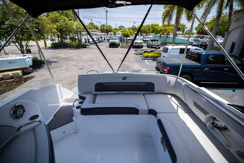 New 2022 Hurricane SunDeck OB SD 235 OB #8013 image 10