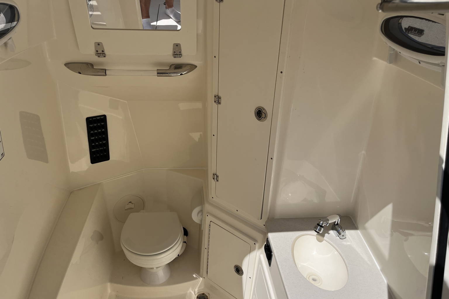 Used 2022 Cobia 320 CC #A036 image 27