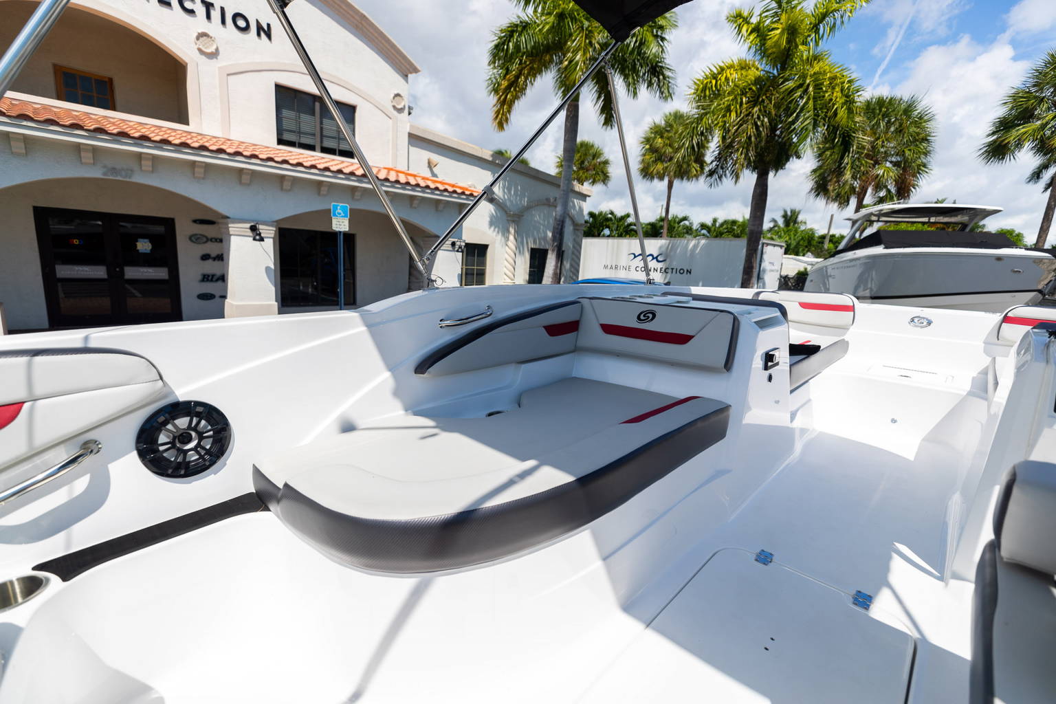 New 2023 Hurricane SunDeck Sport OB SS 205 OB #9113 image 14