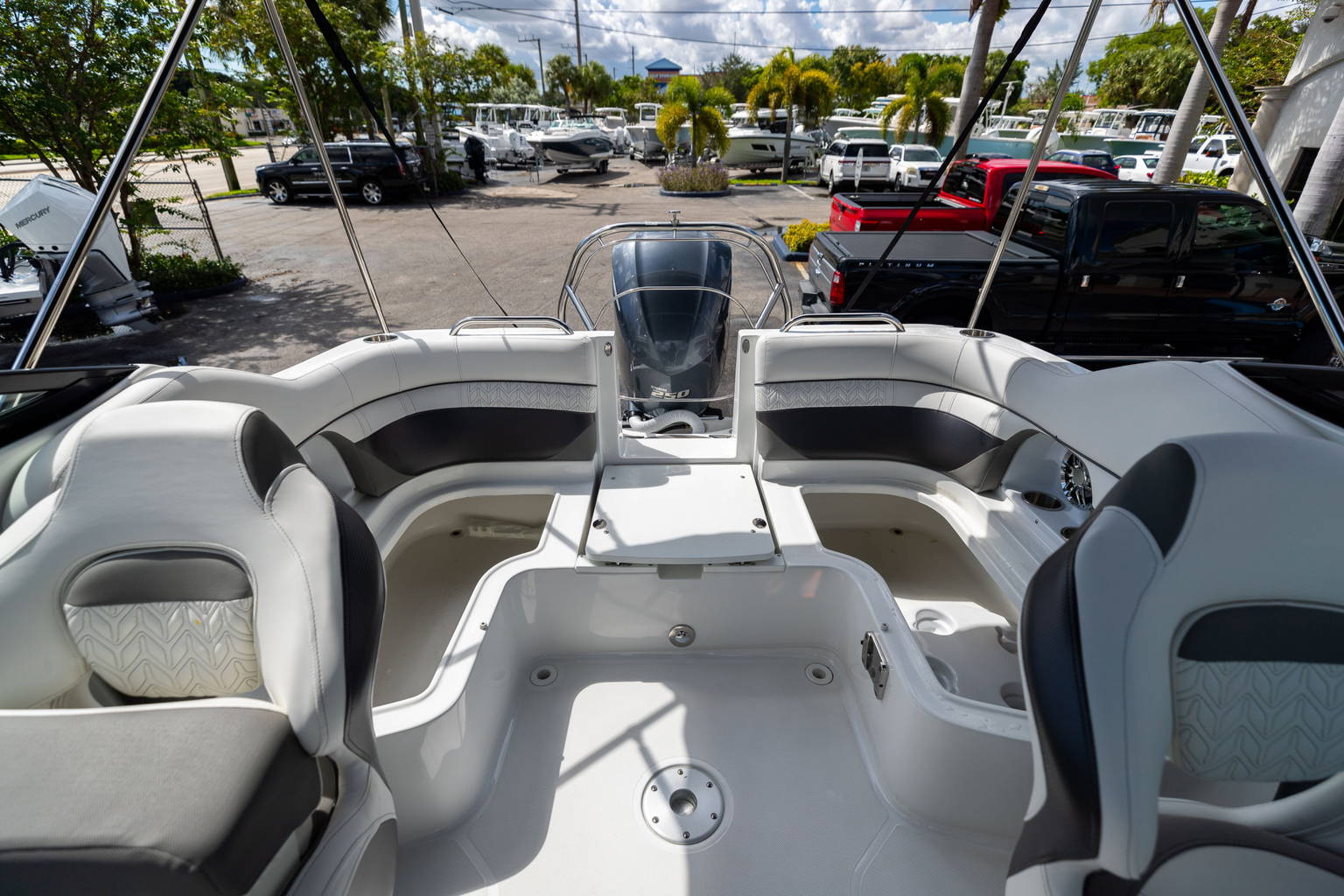 New 2023 Hurricane SunDeck 2486 OB #2448 image 12