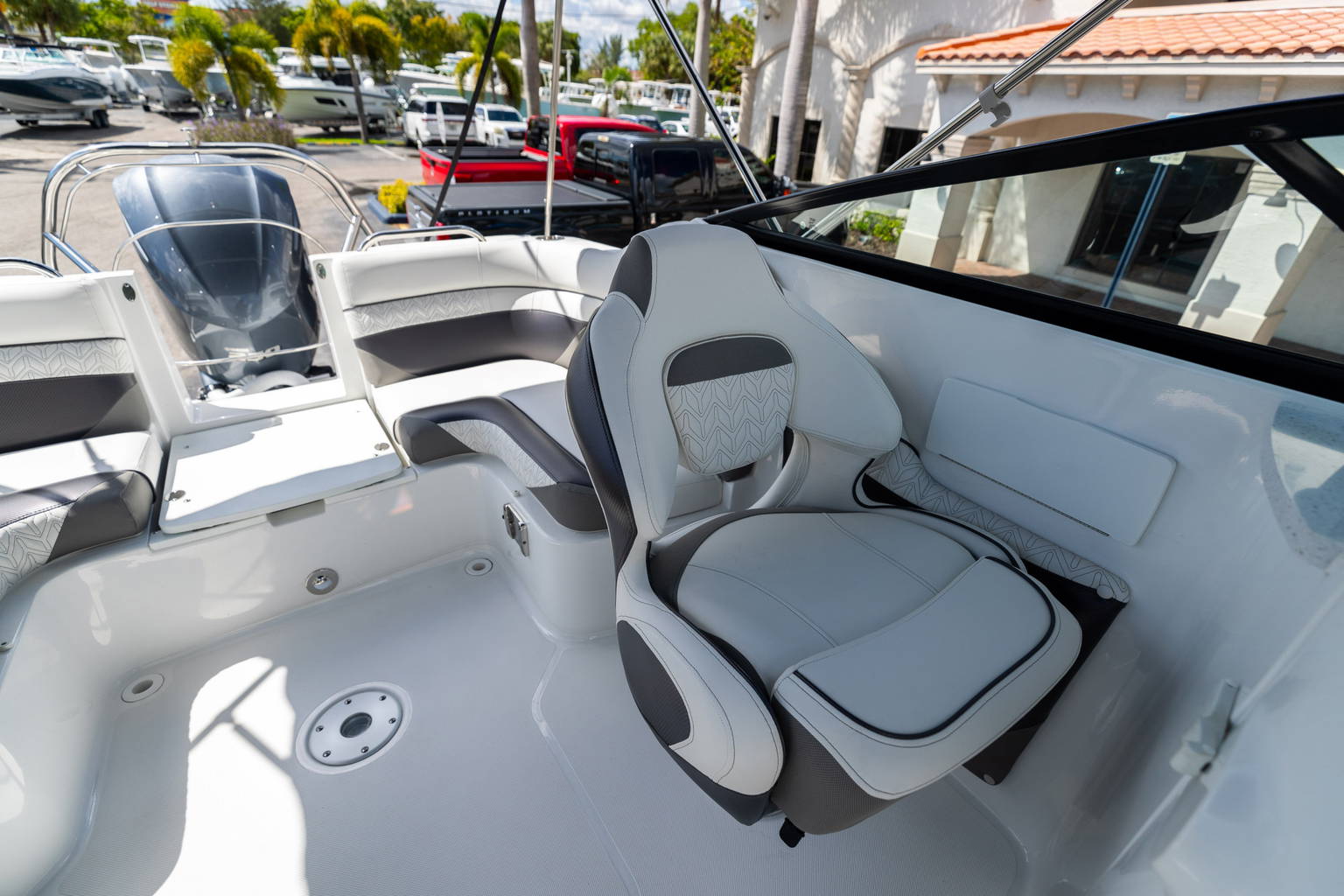New 2023 Hurricane SunDeck 2486 OB #2448 image 28