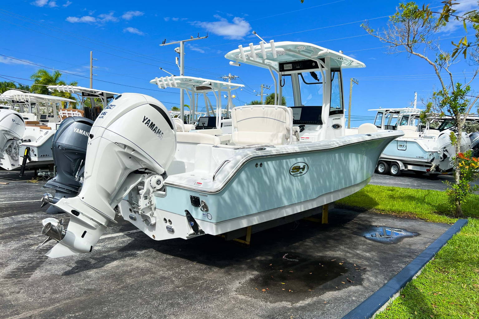 New 2024 Sea Hunt Ultra 255 SE #0520 image 3