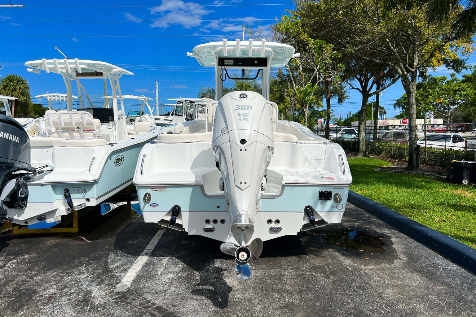 New 2024 Sea Hunt Ultra 255 SE #0520 image 4