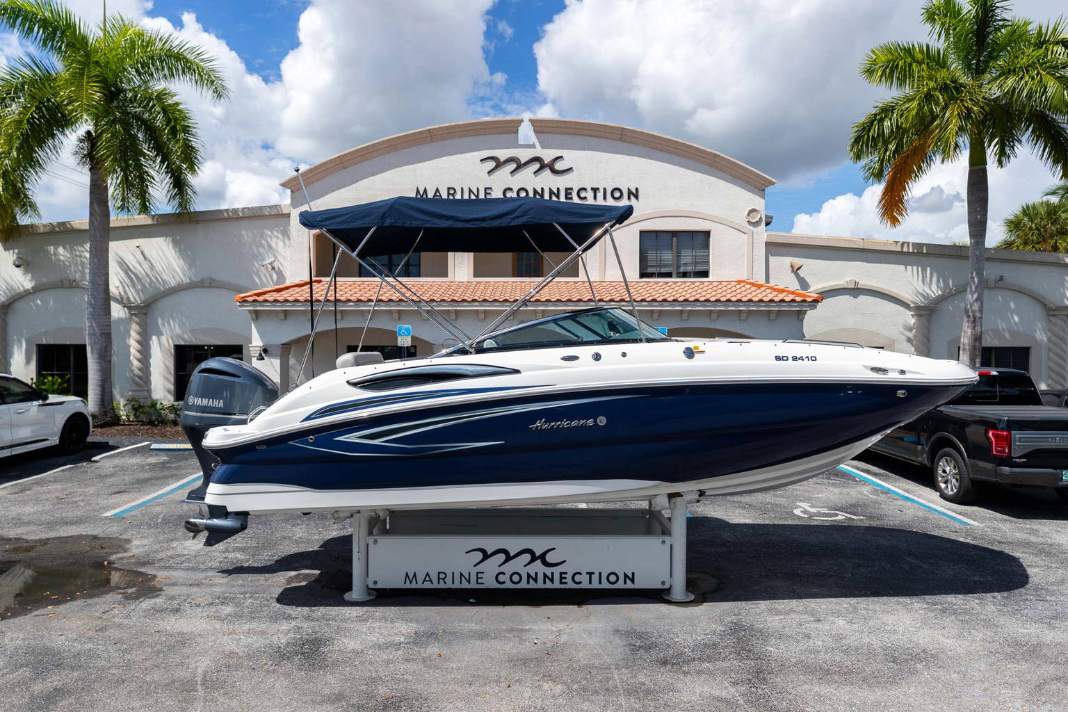 New 2023 Hurricane SunDeck OB SD 2410 OB #1999 image 1