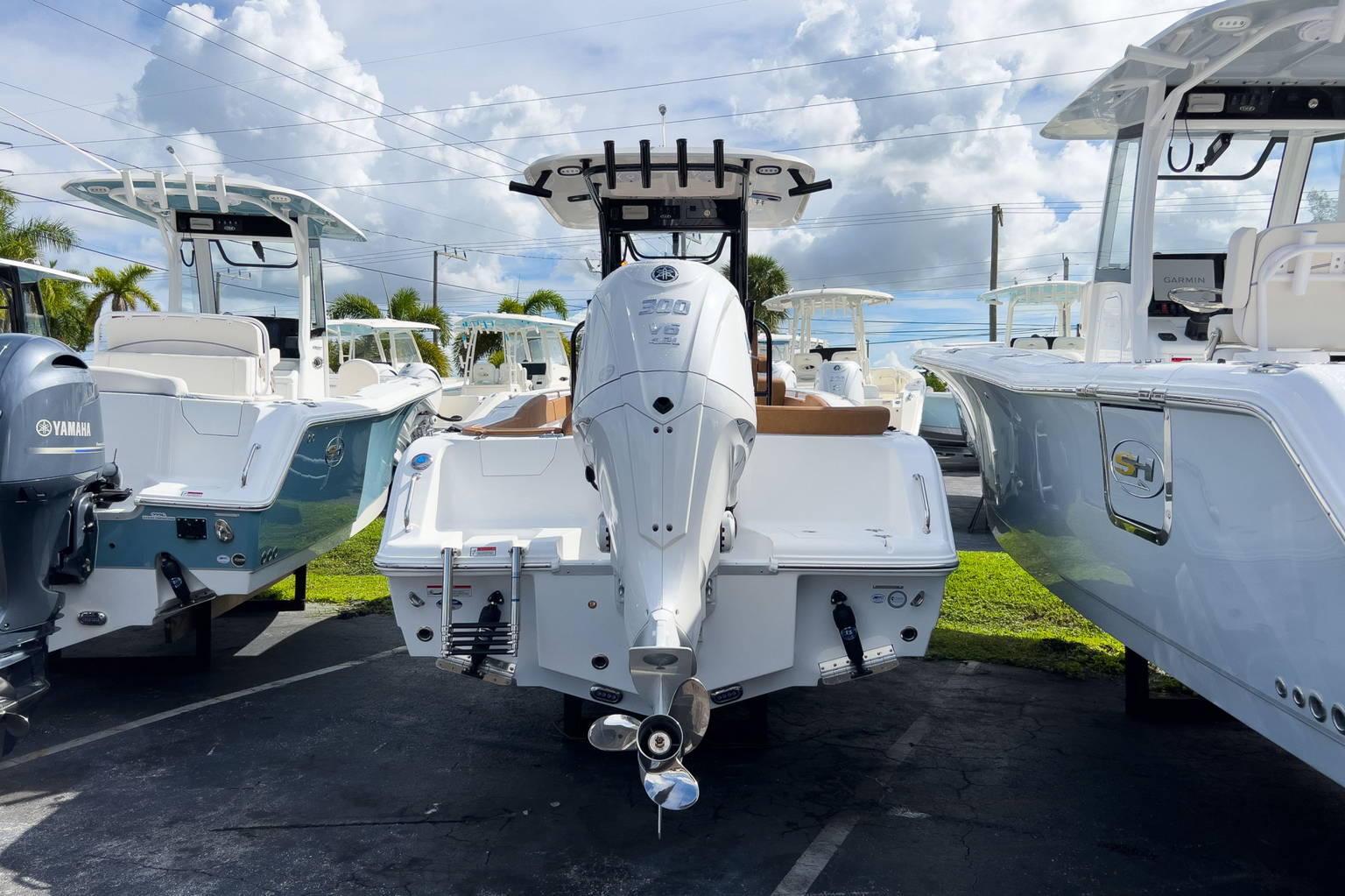 Alternative image of Sea Hunt Ultra 239 SE in West Palm Beach, FL