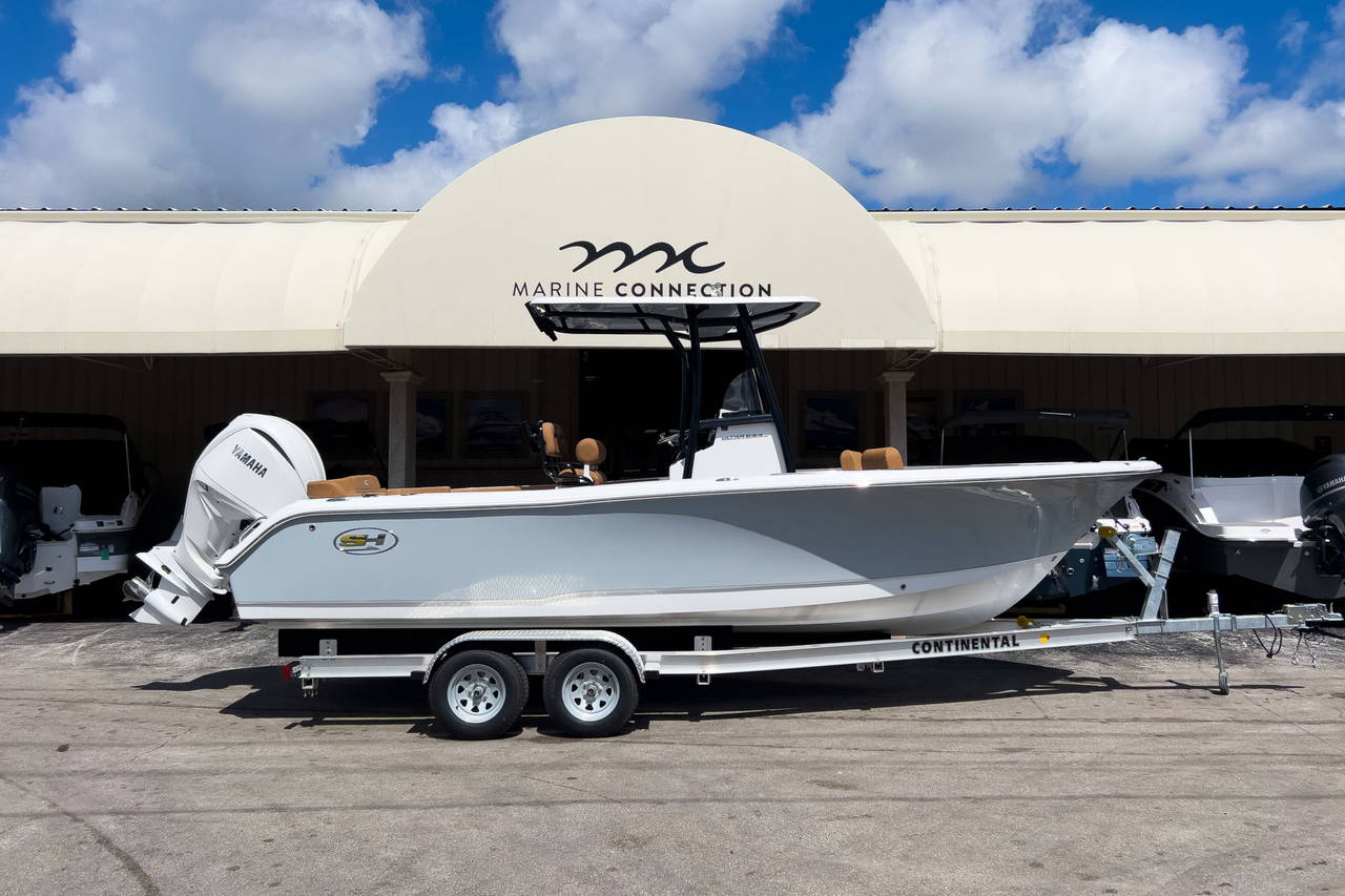 Main image of Sea Hunt Ultra 234 in Stuart, FL