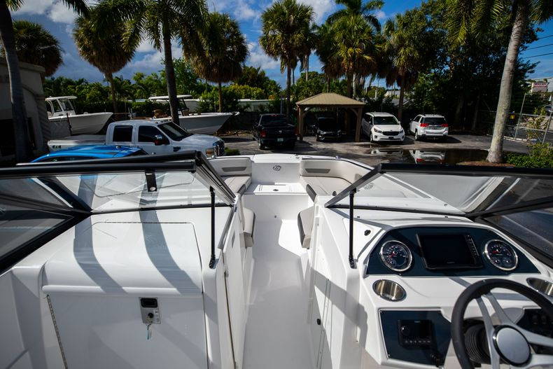 New 2022 Hurricane SunDeck OB SD 235 OB #7864 image 29