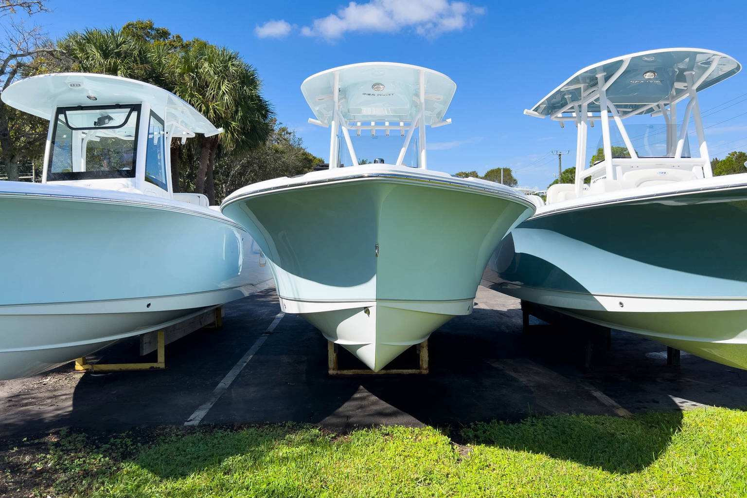 Alternative image of Sea Hunt Ultra 234 in West Palm Beach, FL