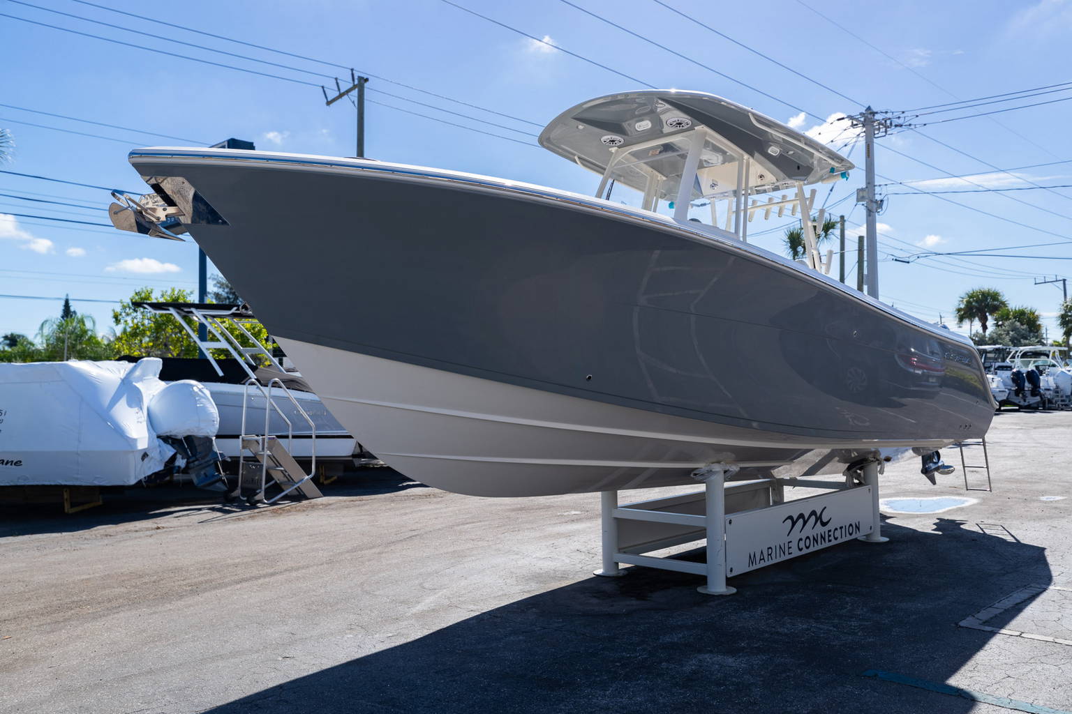 New 2024 Cobia 301 CC #Z025 image 4