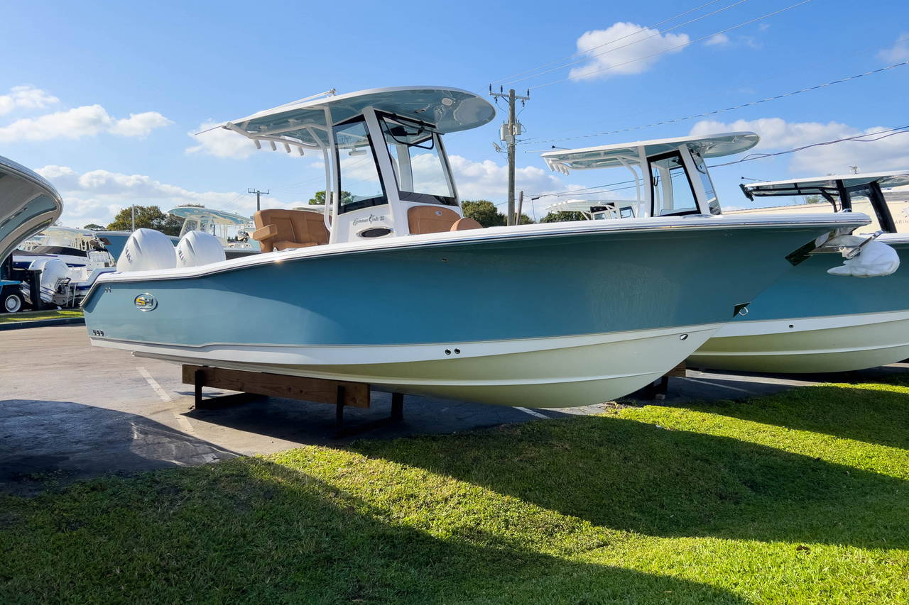 Main image of Sea Hunt Gamefish 25 in West Palm Beach, FL