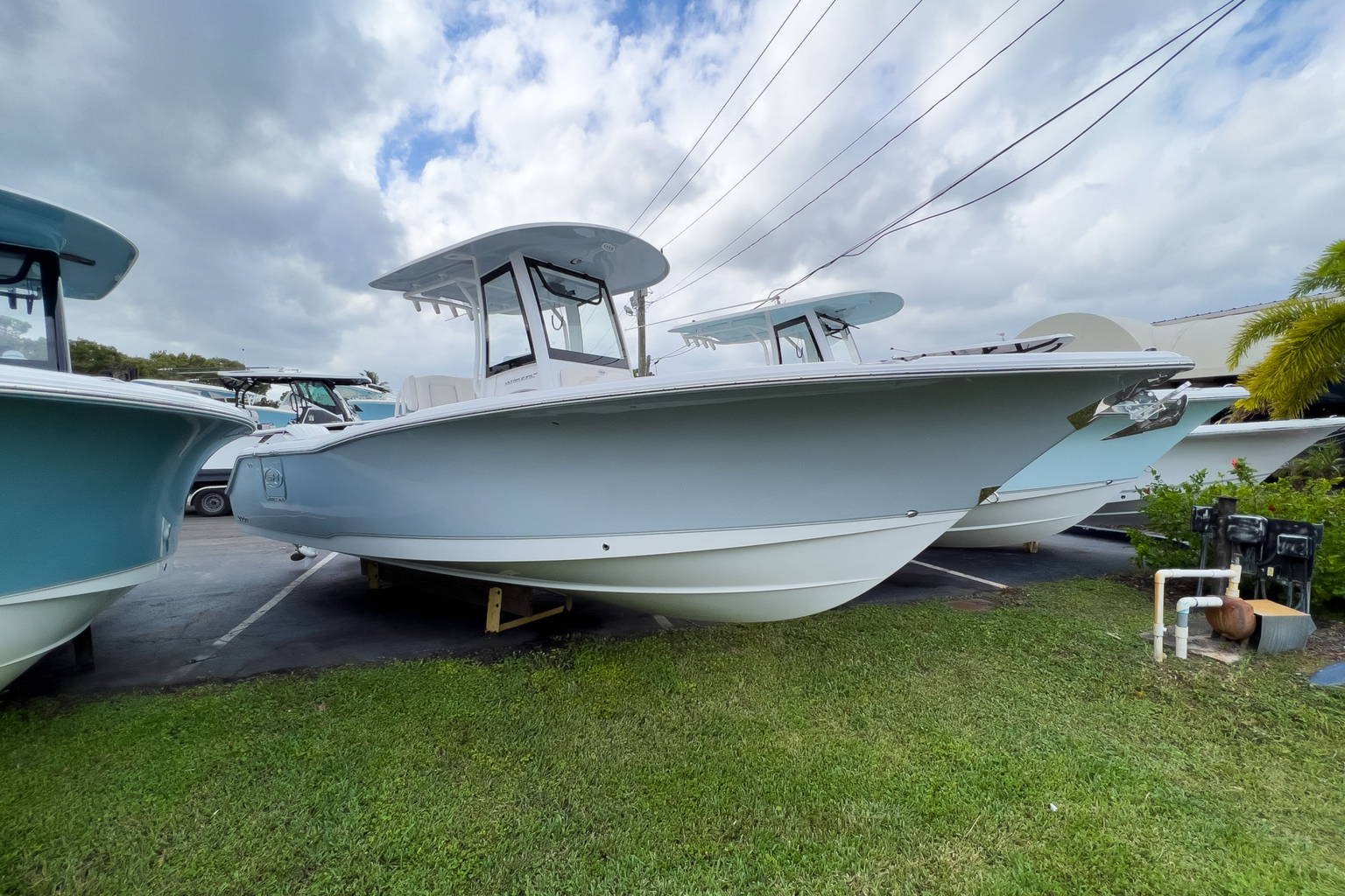 New 2024 Sea Hunt Ultra 275 SE #0038 image 1