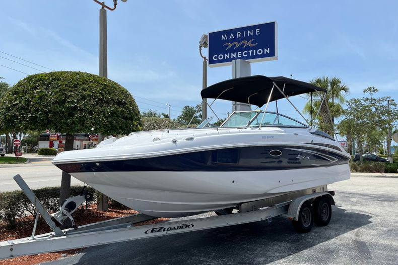 New 2022 Hurricane SunDeck OB SD 2400 OB #6944 image 2