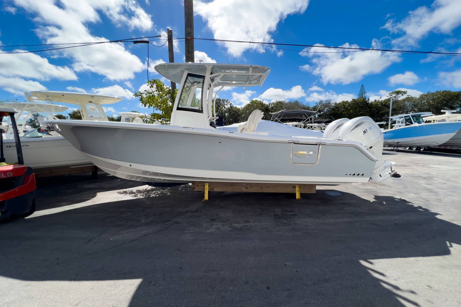 Alternative image of Sea Hunt Gamefish 25 in Stuart, FL