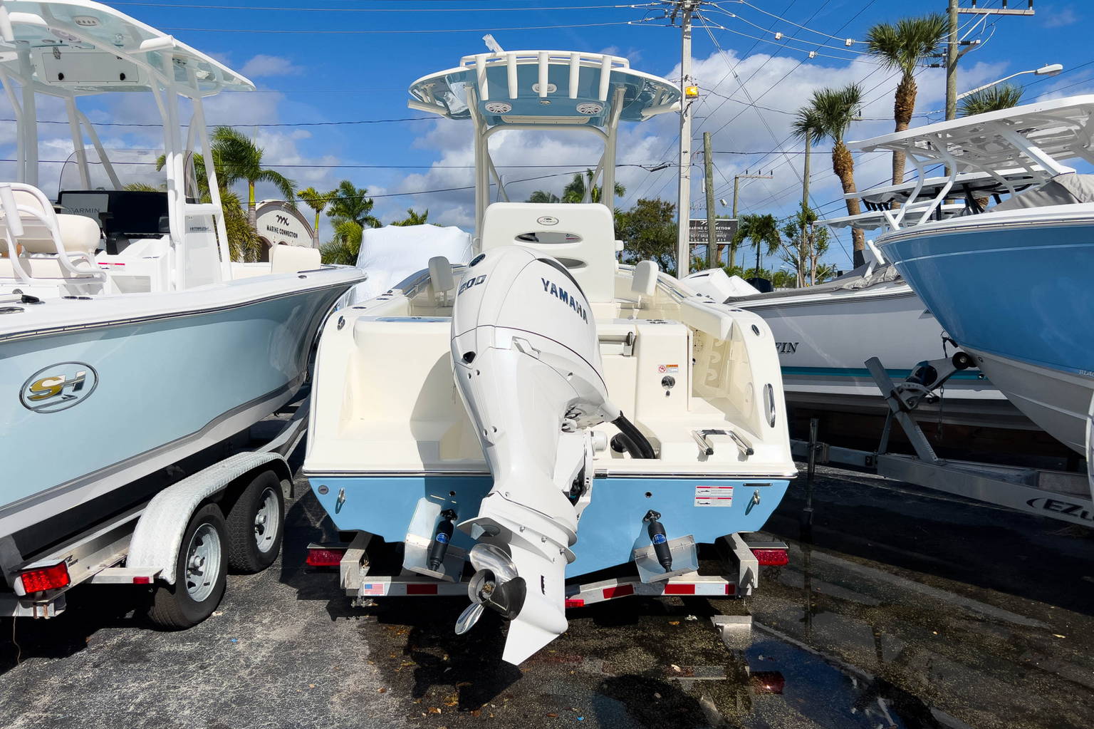 Alternative image of Cobia 220 CC in Miami, FL