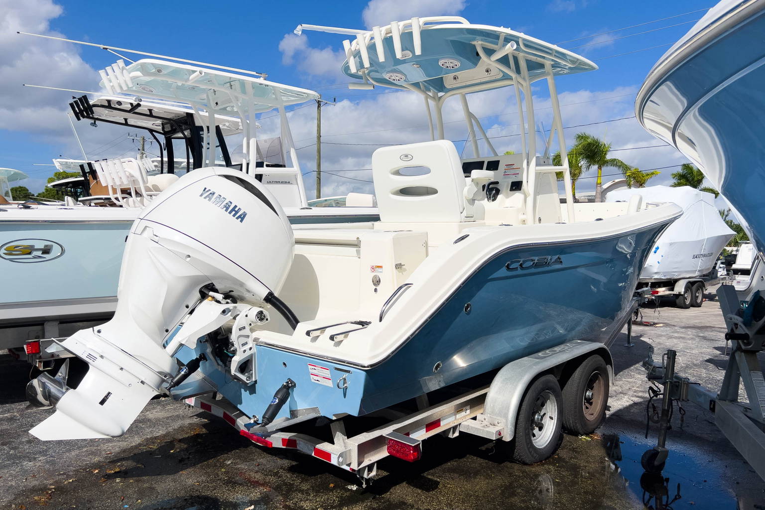New 2024 Cobia 220 CC #X029 image 1