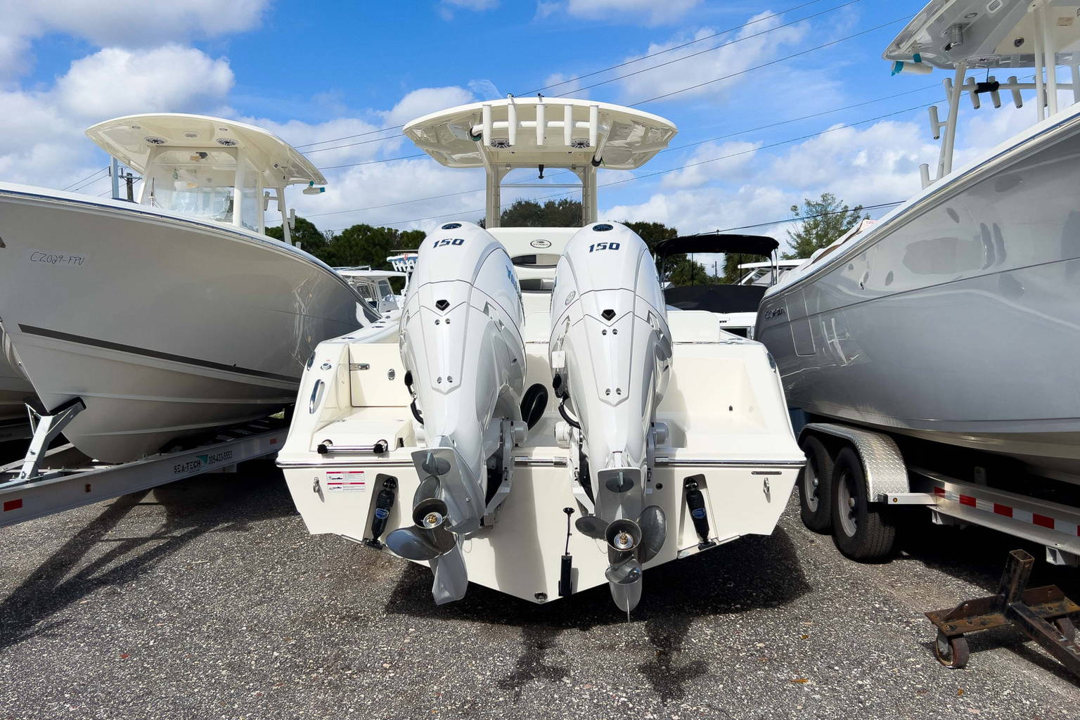 New 2024 Cobia 240 CC #B044 image 2