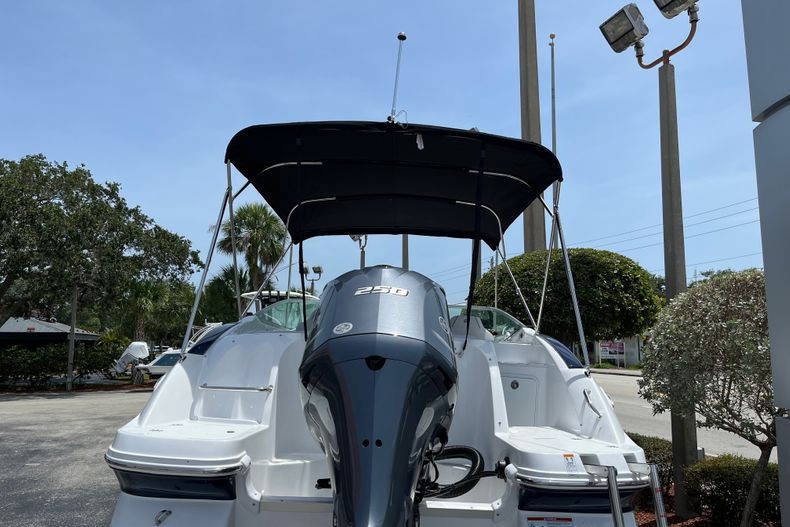 New 2022 Hurricane SunDeck OB SD 2400 OB #6944 image 5