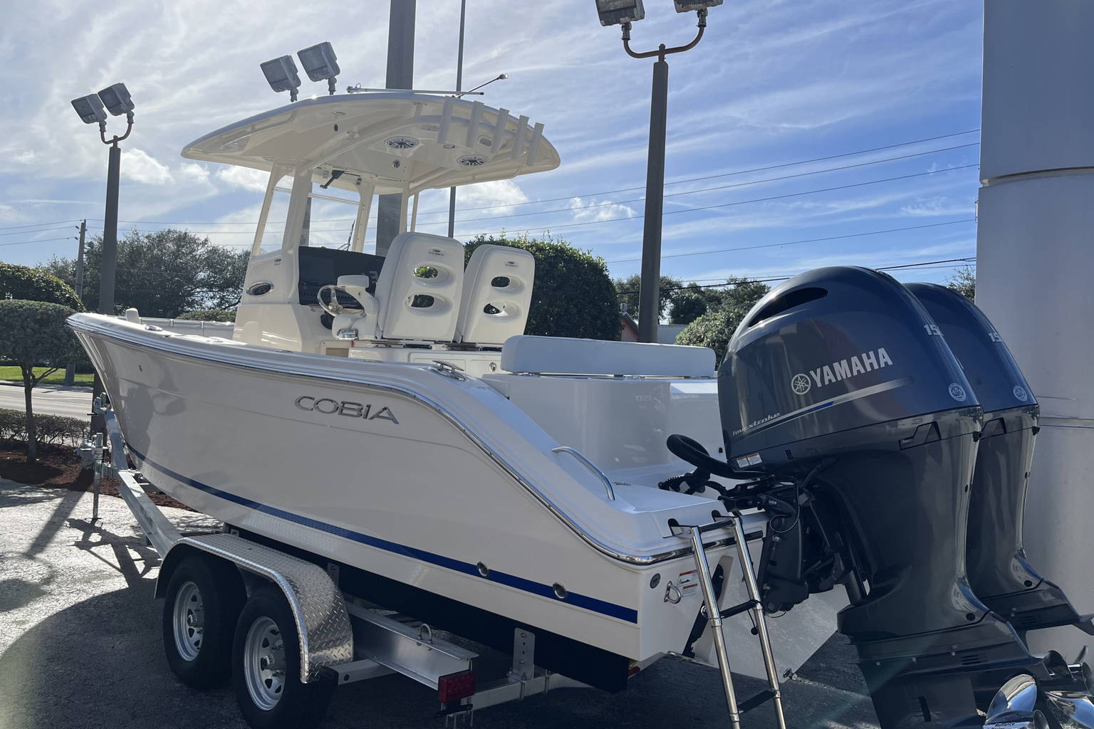 New 2023 Cobia 262 CC #C019 image 4