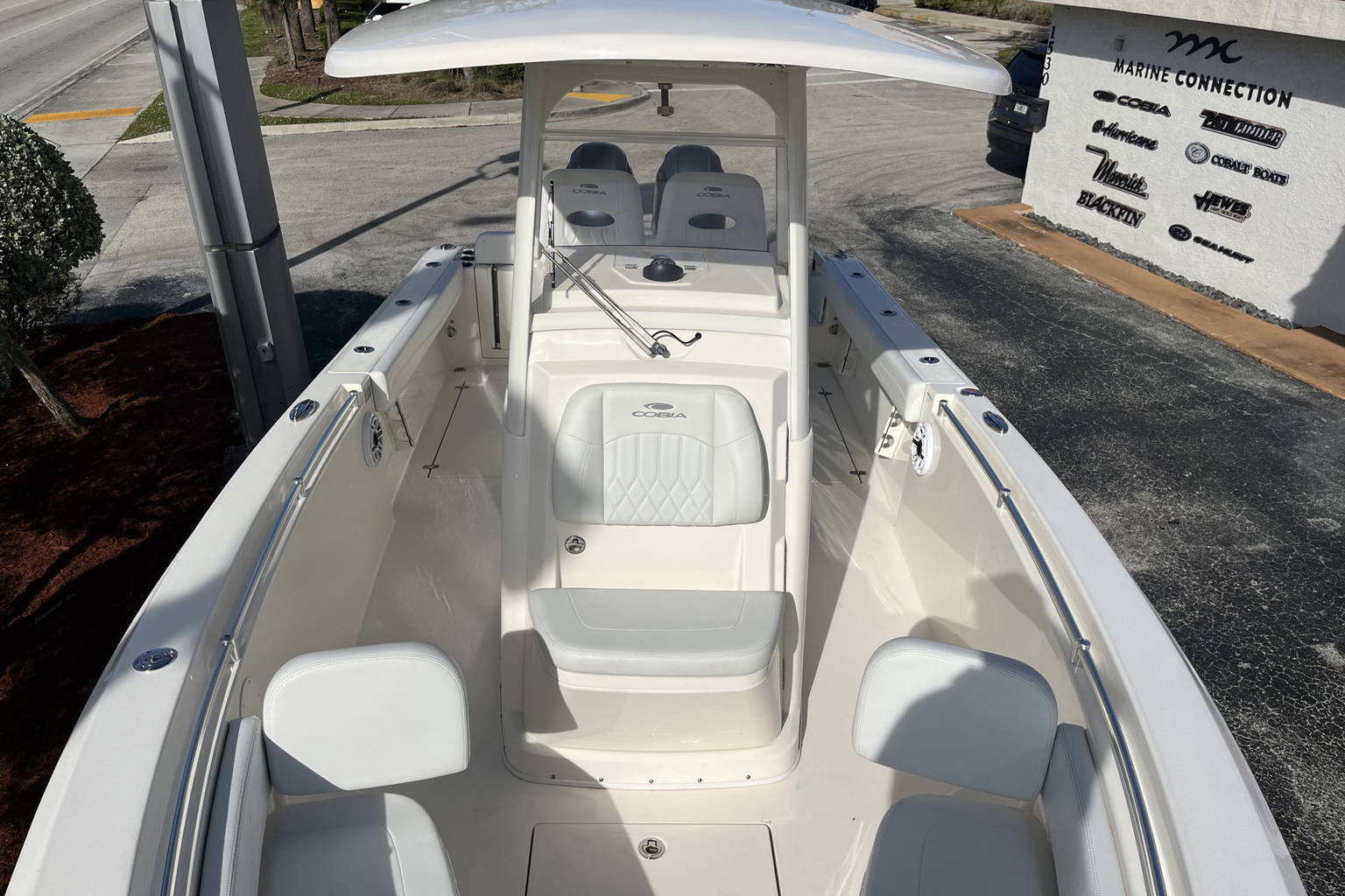 New 2023 Cobia 262 CC #C019 image 19