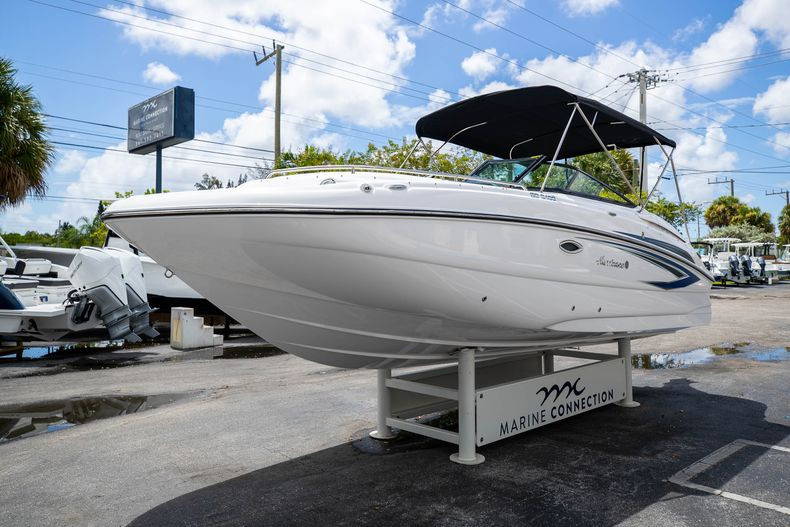 New 2022 Hurricane SunDeck OB SD 2400 OB #7667 image 4