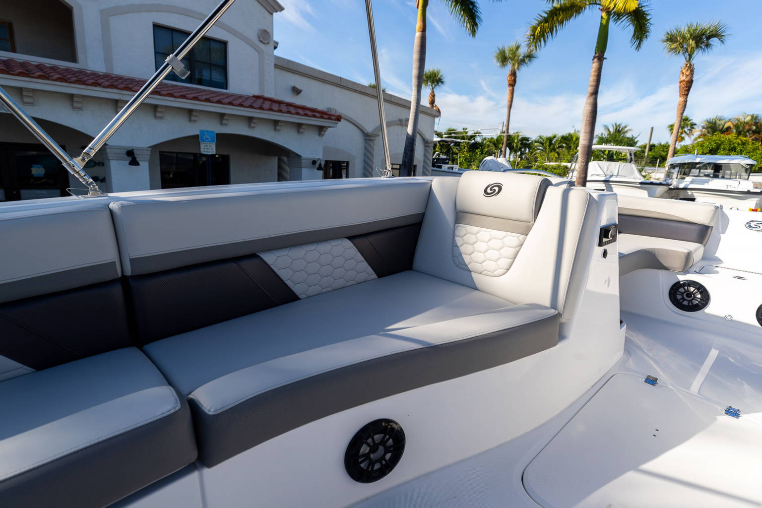 New 2024 Hurricane SunDeck Sport 192 RL OB #6054 image 14