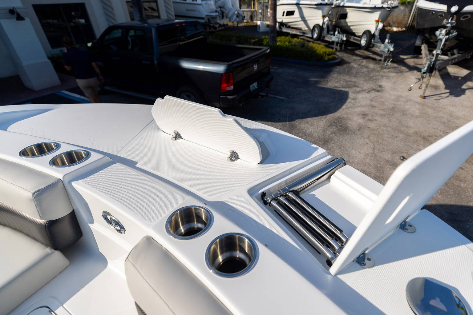 New 2024 Hurricane SunDeck Sport 192 RL OB #6054 image 28