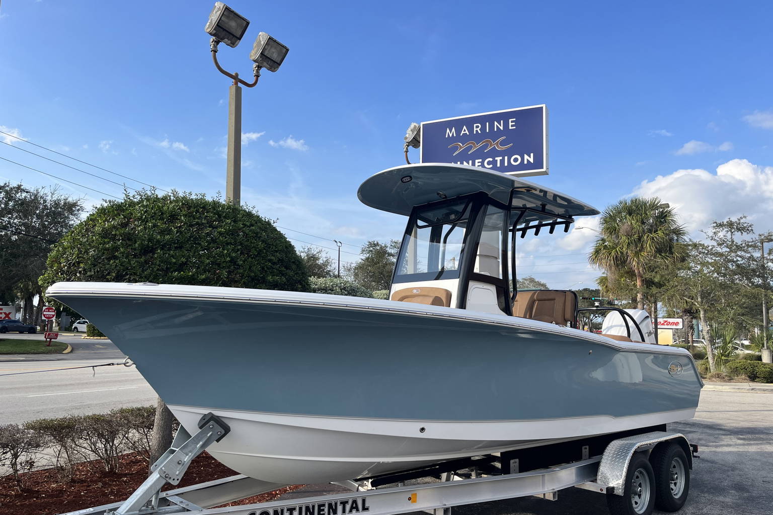 New 2024 Sea Hunt Ultra 239 SE #0222 image 2