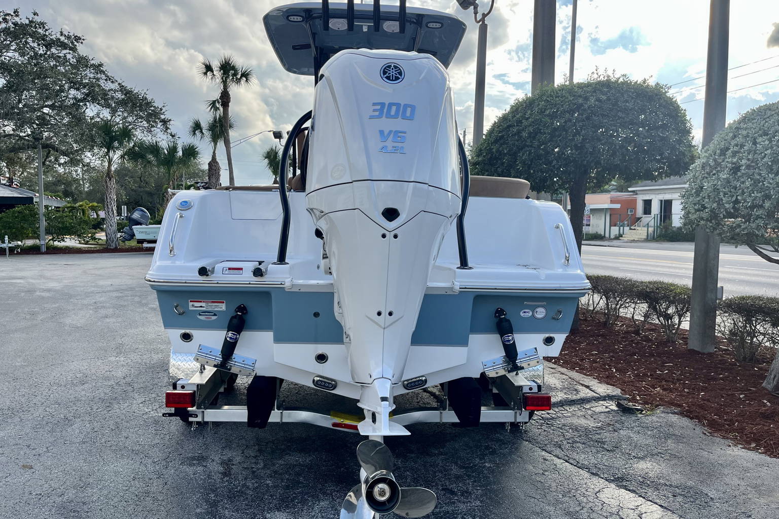 New 2024 Sea Hunt Ultra 239 SE #0222 image 5