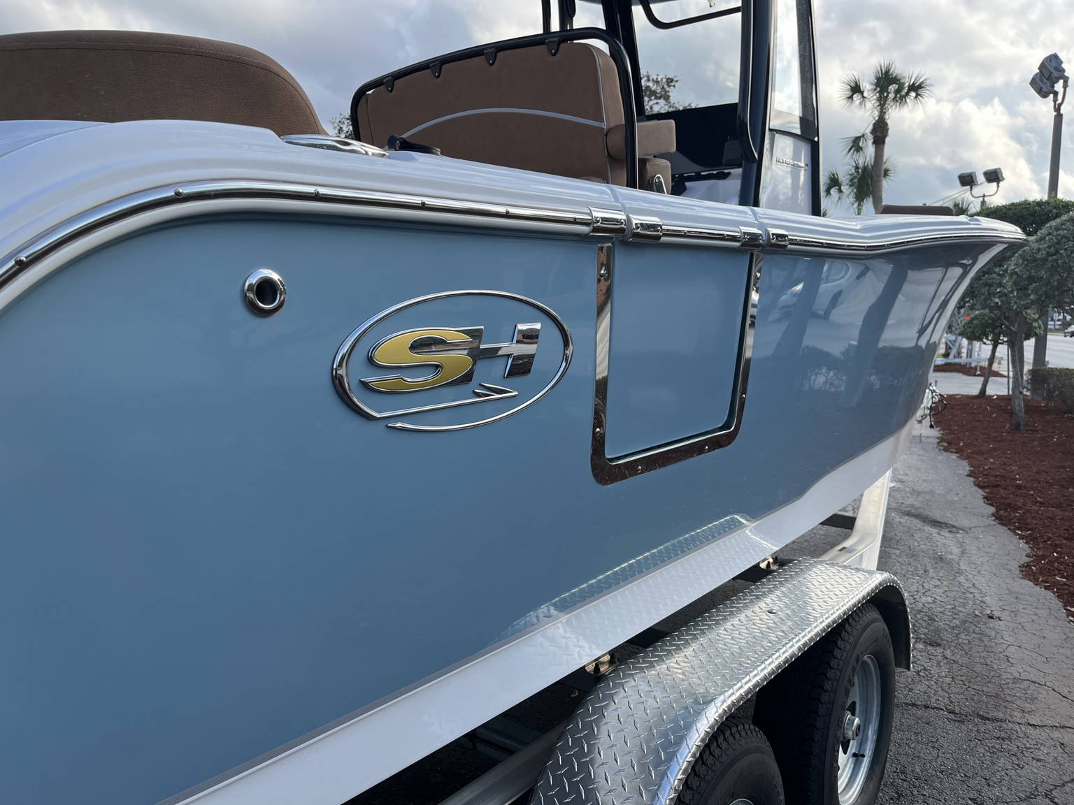 Alternative image of Sea Hunt Ultra 239 SE in West Palm Beach, FL