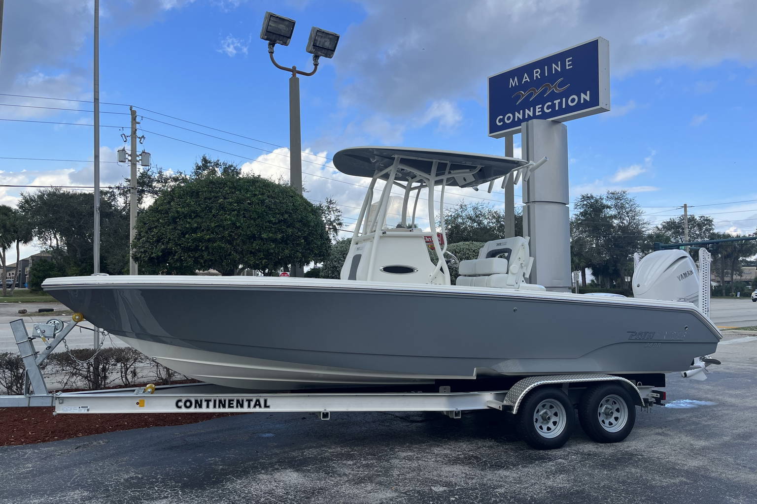 New 2024 Pathfinder 2400 Open #H027 image 1