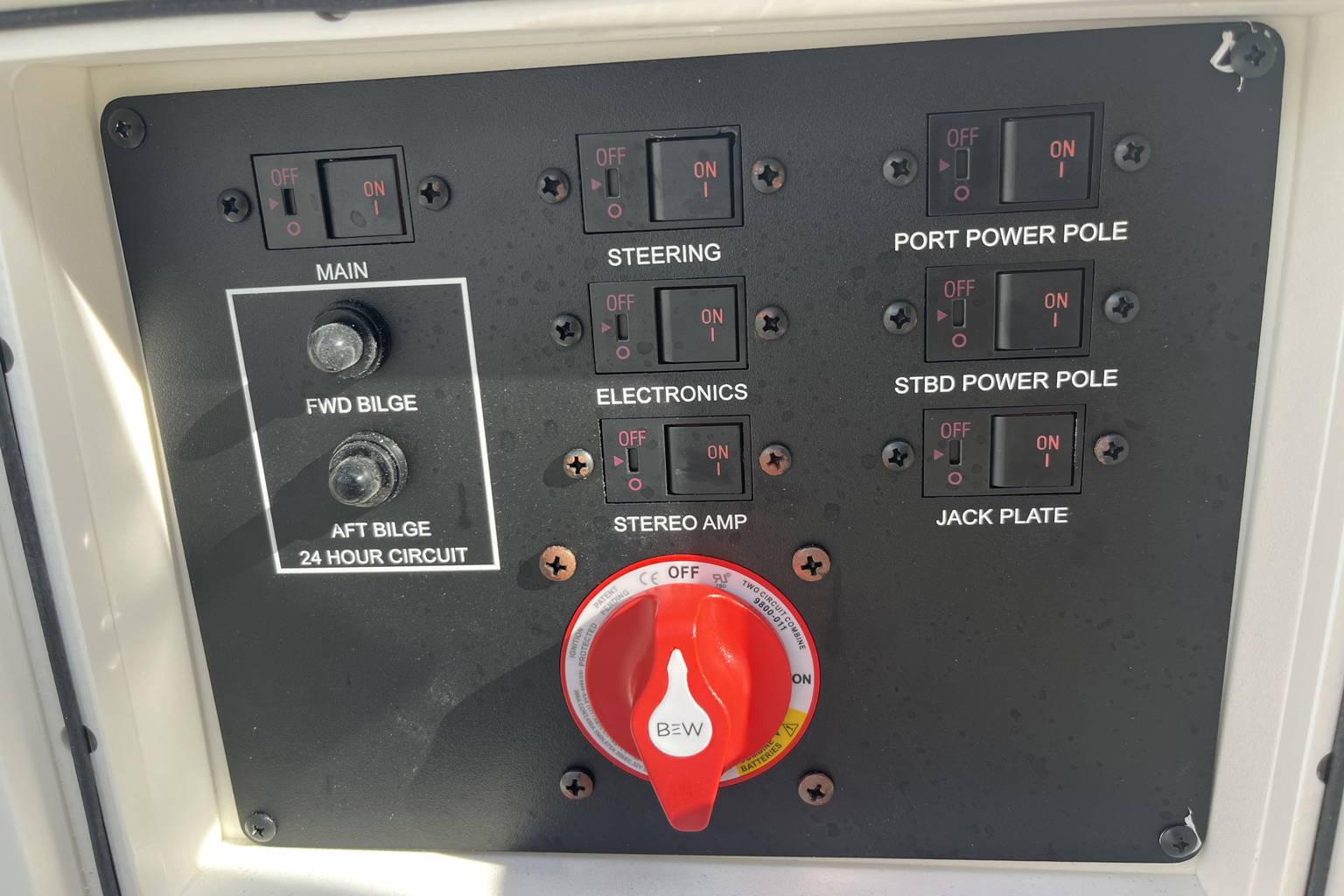 New 2024 Pathfinder 2400 Open #H027 image 14