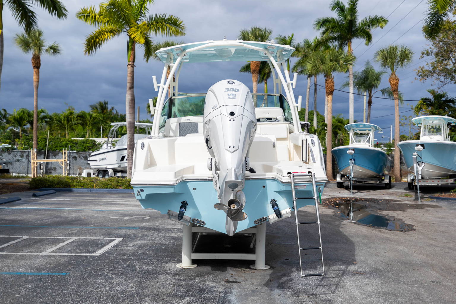 New 2023 Cobia 240 DC #E033 image 7