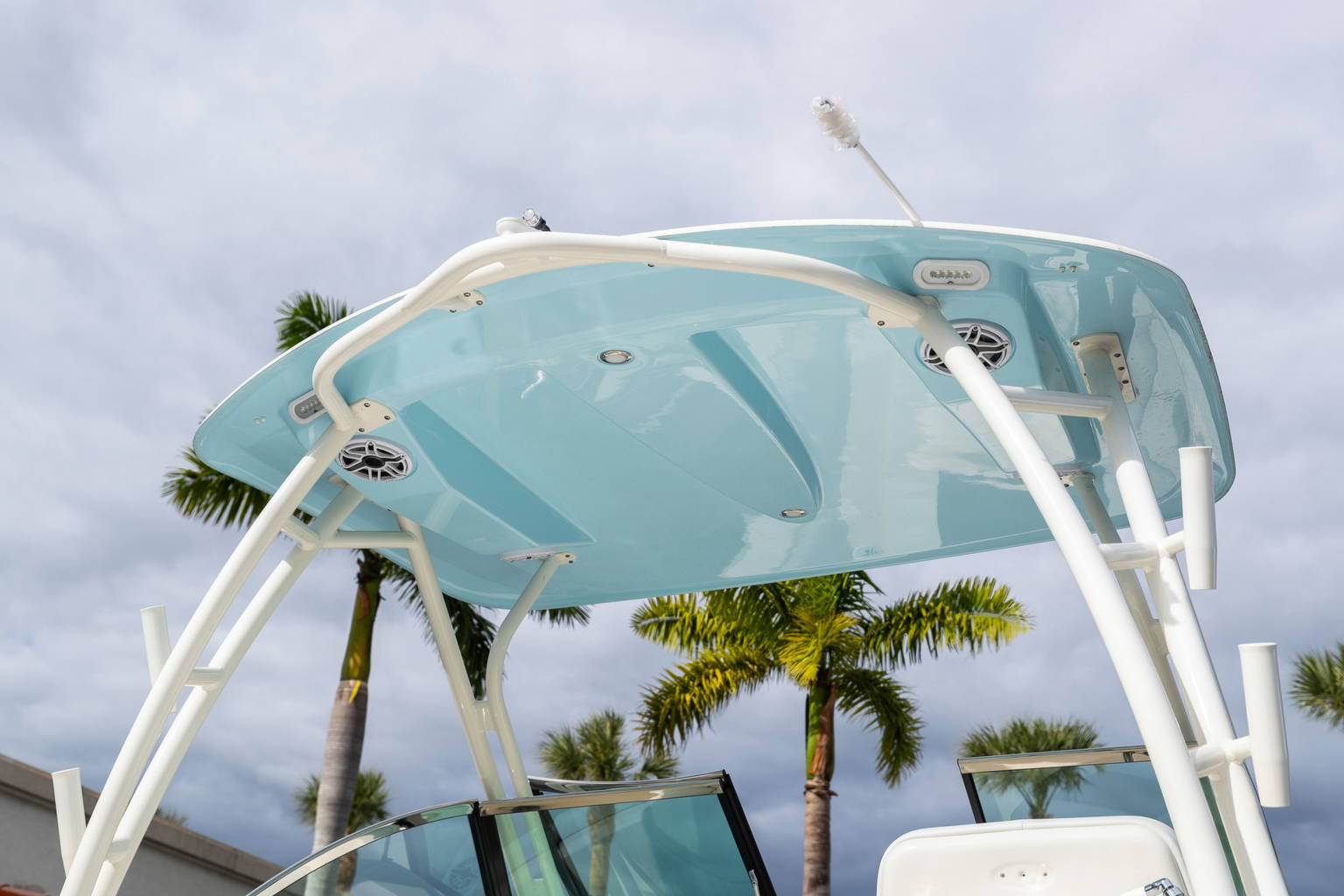 New 2023 Cobia 240 DC #E033 image 9
