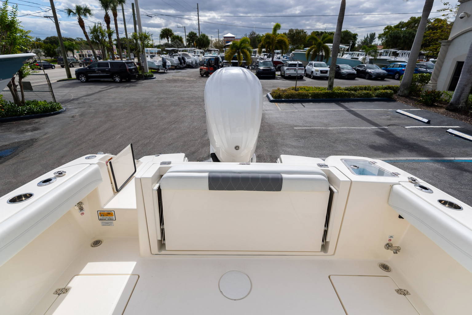 New 2023 Cobia 240 DC #E033 image 11