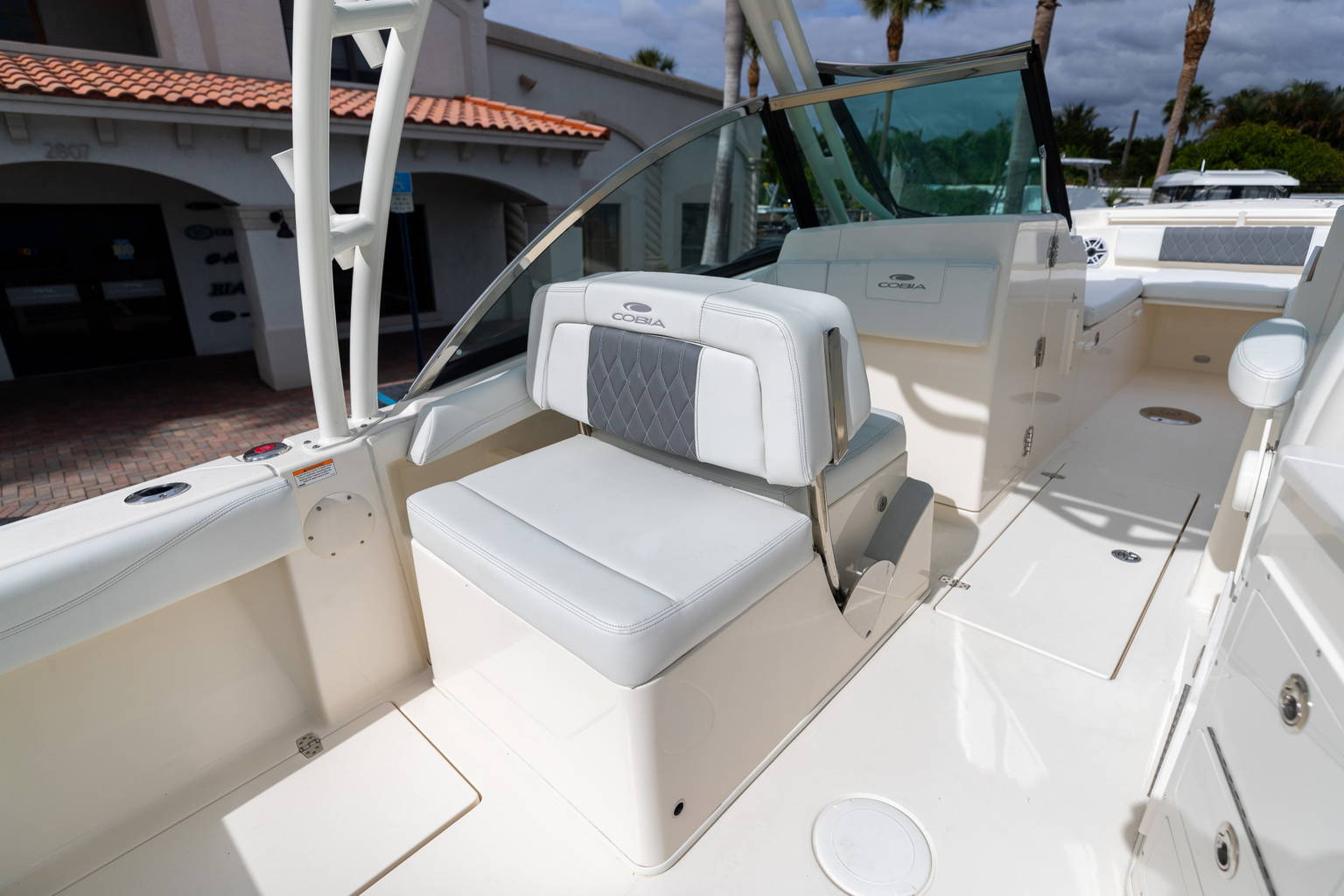 New 2023 Cobia 240 DC #E033 image 17