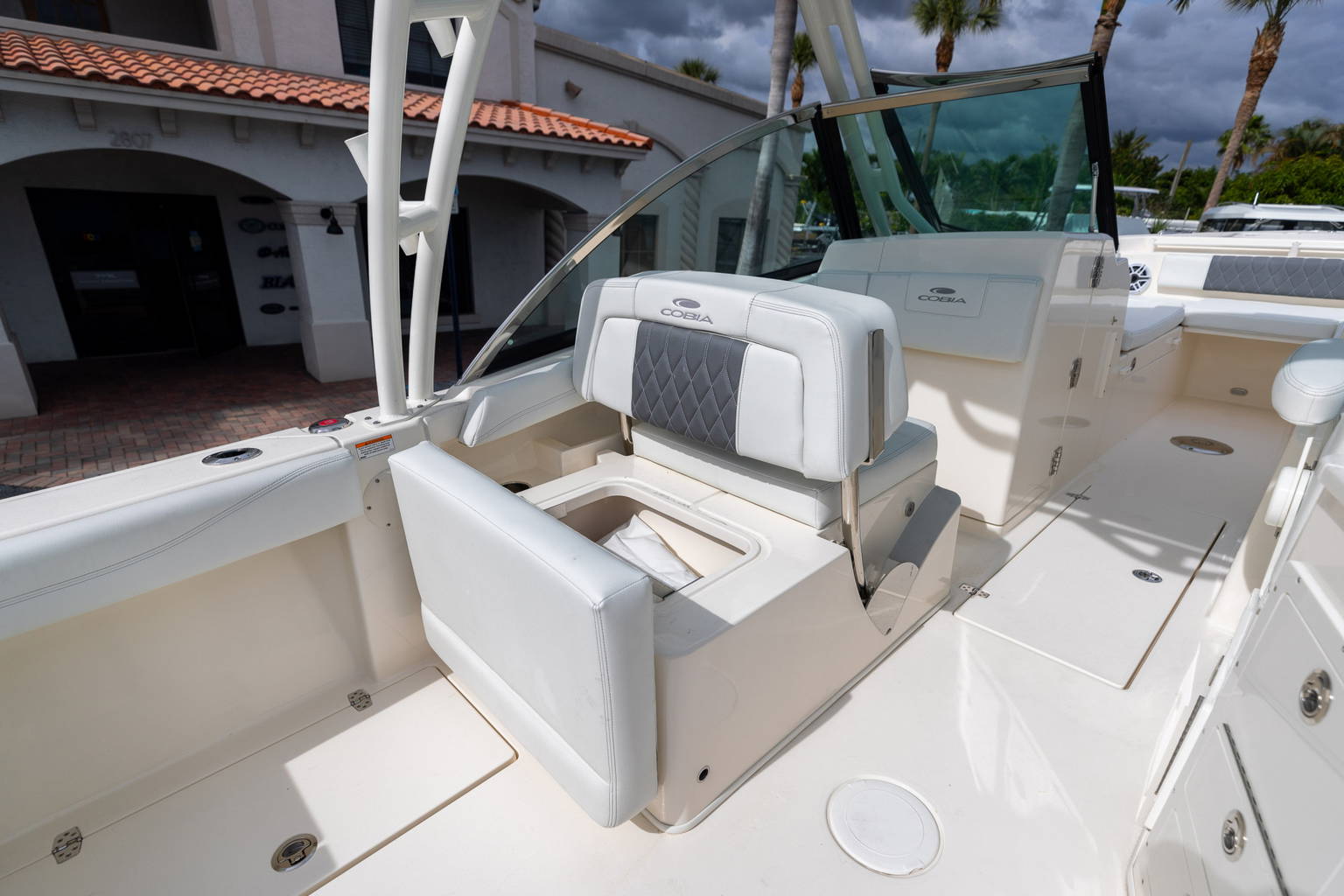 New 2023 Cobia 240 DC #E033 image 18