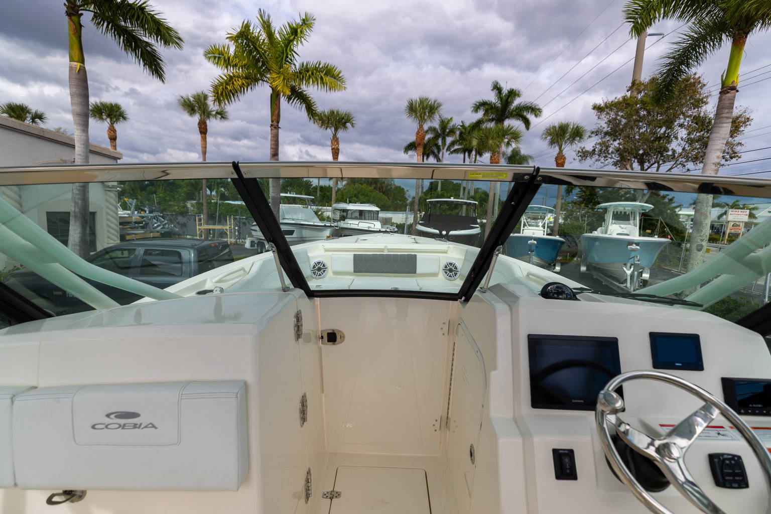 New 2023 Cobia 240 DC #E033 image 37