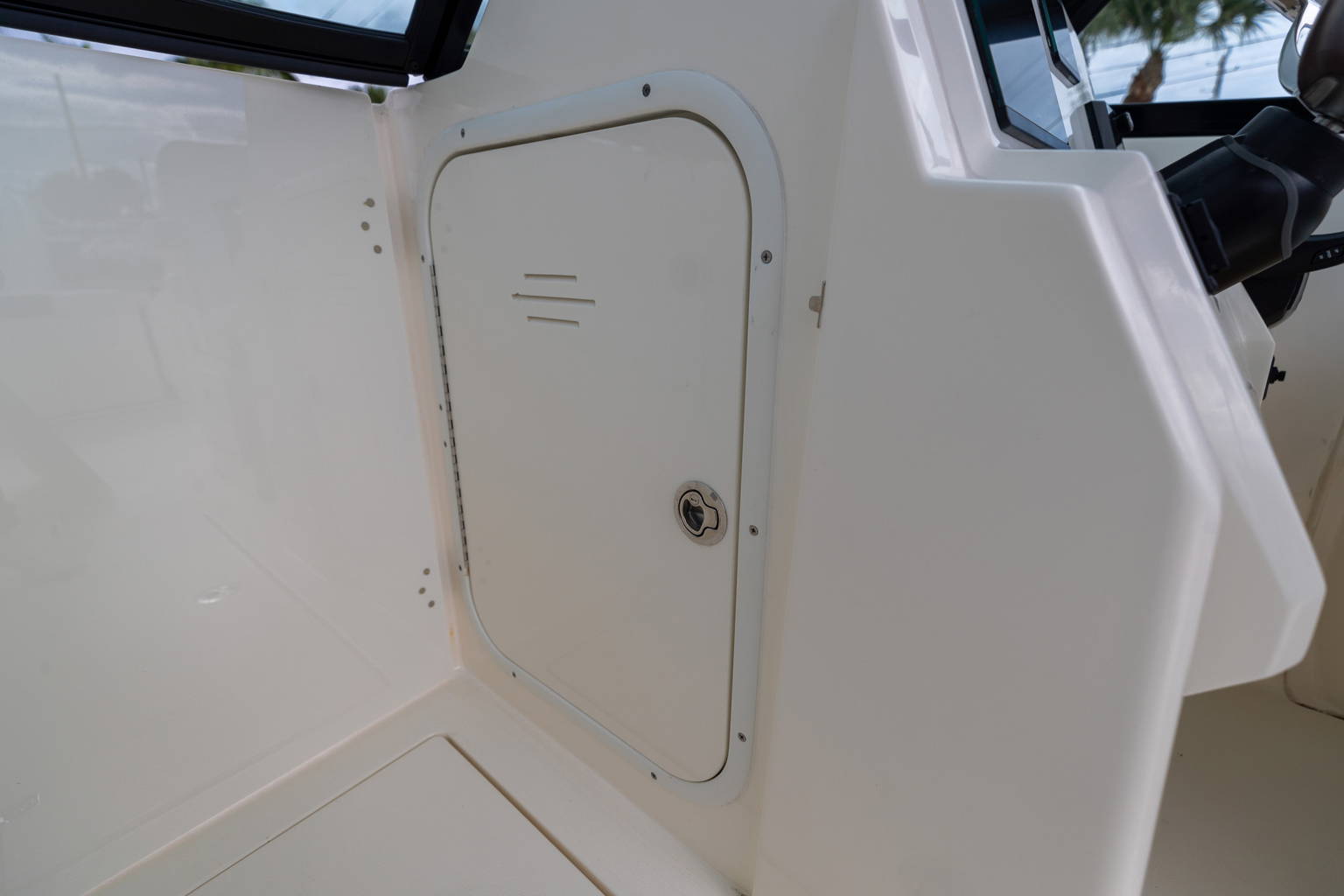 New 2023 Cobia 240 DC #E033 image 38