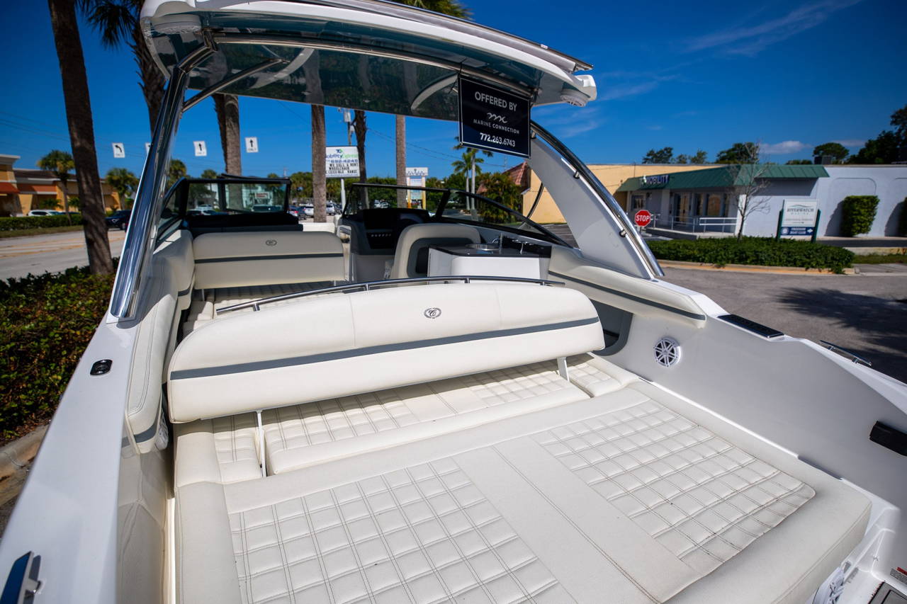 Alternative image of Cobalt 30SC in West Palm Beach, FL
