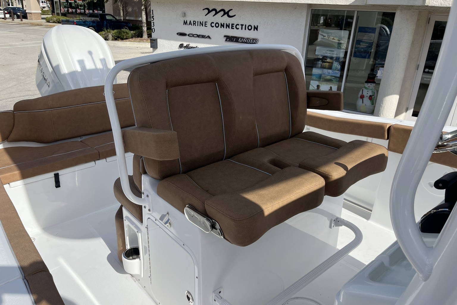 New 2024 Sea Hunt Ultra 255 SE #0538 image 16